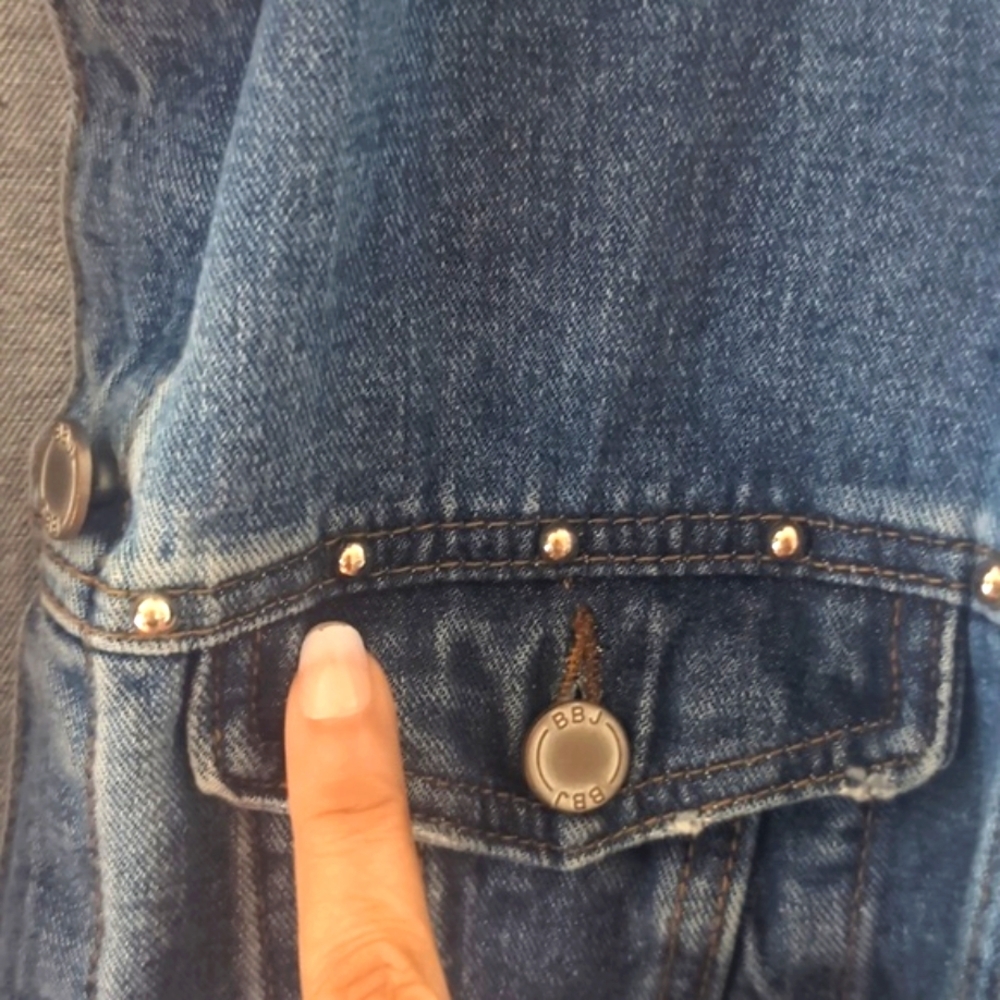 Vintage Blue Denim Trucker Jacket - Size Medium - Classic Jean Jacket - Picture 5 of 12